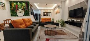 DMarina Homestay